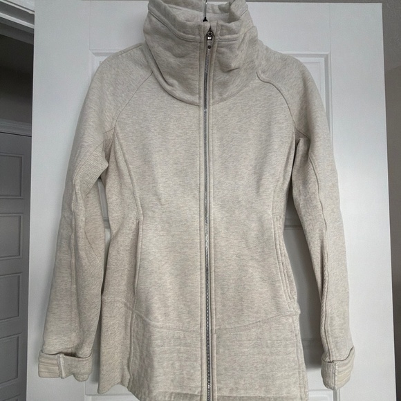 lululemon athletica Tops - Lululemon sweatshirt